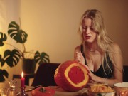 Cozy Halloween Pumpkin Carving with Your Girlfriend 15/16
