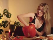 Cozy Halloween Pumpkin Carving with Your Girlfriend 7/16