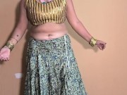 Amateur Indian couple presenting extremely hot dance 12/16