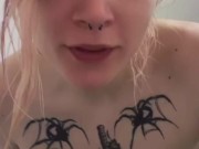 College Slut Masturbates In Shower 10/16