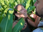 Remplis moi comme si j'étais une cochonne dans un champ de maïs 2/16