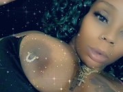 Who want to put dick between my tits 4/16