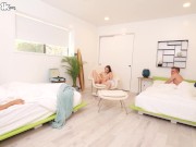 Nicole Auclair's Face Gets Doused In Cum By Two Hard Dicks 7/16