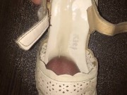 Lot of Cum in White Small Sandal 8/16