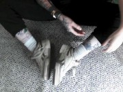 worship my dirty white sneakers 13/16