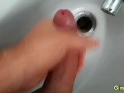 Me lo faccio succhiare dalla mia vicina morbida con sborrata finale🥵💦 15/16