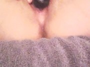 Real pussy juice dripping out pussy.Rubbing dick on my pussy makes me squirt. 11/16