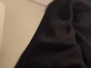 Pretty girl shakes her ass 10/16