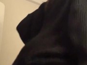 Pretty girl shakes her ass 16/16