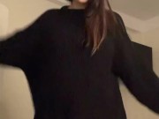 Pretty girl shakes her ass 3/16