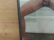 Gozando muito nos meus pés com uma buceta artificial de silicone 6/16