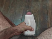 Gozando muito nos meus pés com uma buceta artificial de silicone 9/16