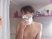 Canto rap (Enzo Dong)  e faccio la barba 7/16