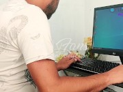 Mi madrastra me cacha videndo sus videos denuda y me saca toda la leche 1/16