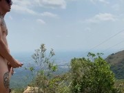 Comenzamos a explorar nuestro lado más salvaje en una aventura montañosa 4/16