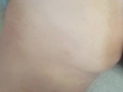 PAPI QUE HACES? ME DUELE MI COLITA Y SIENTO QUE ME HAGO PIPI! COLEGIALA GÜERITA PIERDE SU INOCENCIA! 4/16