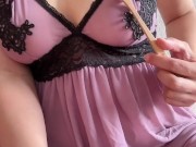 日本熟女が歯ブラシでクリトリス磨き - Screenshot 4 of 16 - 人妻