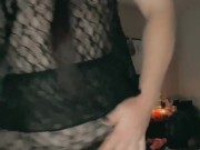 SMOKING HOT MILF BEGS FOR YOUR CUM 1/16