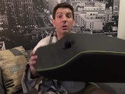 Un coussin LIBERATOR x FLESHLIGHT pour se masturber sans les mains 8/16