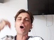 Fumo ☘️ canto rap (Enzo Dong e Fabri Fibra) e parlo con voi 4/16