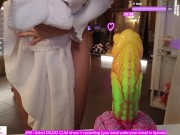 CUTE GIRL MASTURBATES A FROG 13/16