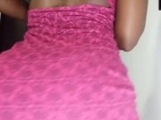 Hermanastra baila y se masturba con el ritmo de la musica 2/16