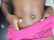 Hermanastra baila y se masturba con el ritmo de la musica 9/16