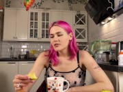 Секс секс хорошая история. Трахнул соседку , чтобы помо