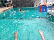 Лучшая Подруга Изменила Своему Парню Со мной. Я Трахнул Её В бассейне 1/16