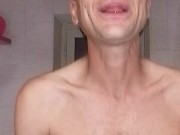 Faccio la doccia conto rap(Fabri Fibra)e parlo con voi 16/16