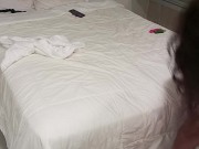 ME FOLLO A MI VECINA MIENTRAS MI NOVIA SALIO DE COMPRAS. 16/16