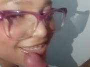 Enfermera le hace garganta profunda al doctor 12/16