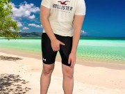 Risky masturbation on the beach 15/16