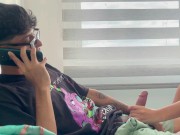 Le doy la mejor follada de mi vida a mi pequeña hermanastra mientras hablo por llamada con mi novia. 6/16