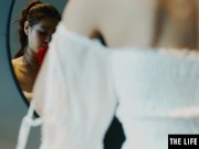 Watch this kinky Asian beauty drink her own hot golden pee 7/16