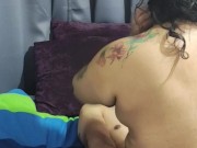 Me cojo rico en el baño a mi hermanastra antes de salir con su novio. 15/16