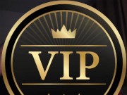 This ball necklace is very tight! 😏 15/16