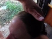 Schlampe bläst an der Bushalte Station 7/16