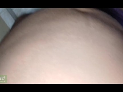 කැම්පස් කෙල්ලගෙ පළවෙනි Room අත්දැකීම. Campus Girl Sex in her boyfriend.