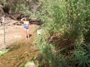 Friendly neighbor milf gets her throat pregnant. 1/16