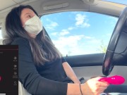 Un abonné contrôle mon lush pendant que je conduis. Je suis obligée de m'arrêter pour jouir! 15/16