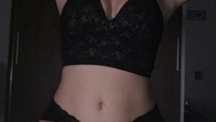 Massagem no Wellington Prado terminou comigo fazendo um boquete profundo no pau grande