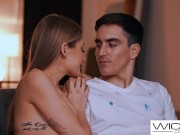 Wicked - Model Gets Her Pussy Pounded Hard By Her Painter 4/16