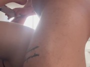 Cogiendo con la roomie, me pide grabarle video a su ex y termina con la verga en el cu 6/16