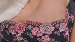 【素人】日本人の人妻が旦那さんが寝てる間に内緒でくちゅくちゅオナニー【個人撮影】