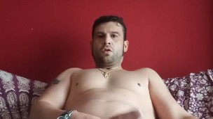 Cansado de esperarte me hago una paja