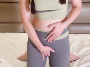 No.11 瑜伽裤震动自慰，粉穴屁股，大量潮吹，上演湿身诱惑。 5/16