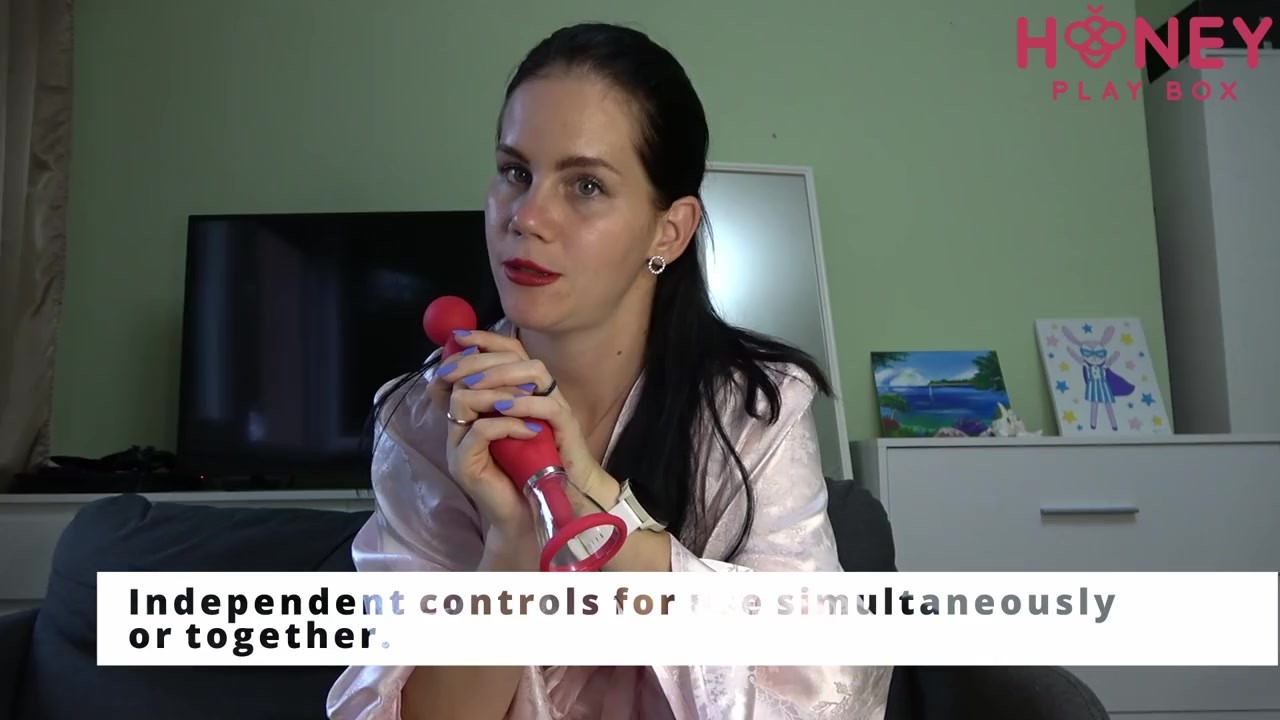 Unpacks and tests the Empress vibrator from Honey Play Box - Free Sex Video - RedTube