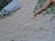 Кончила прямо на пляже в Германии - Screenshot 11 of 16 - Brunette