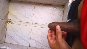 Urine collection - golden shower